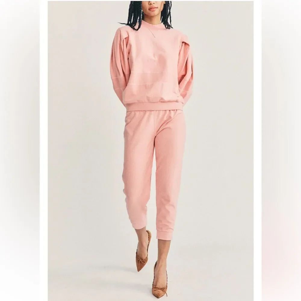 Amita Pant, Tuscany Pink